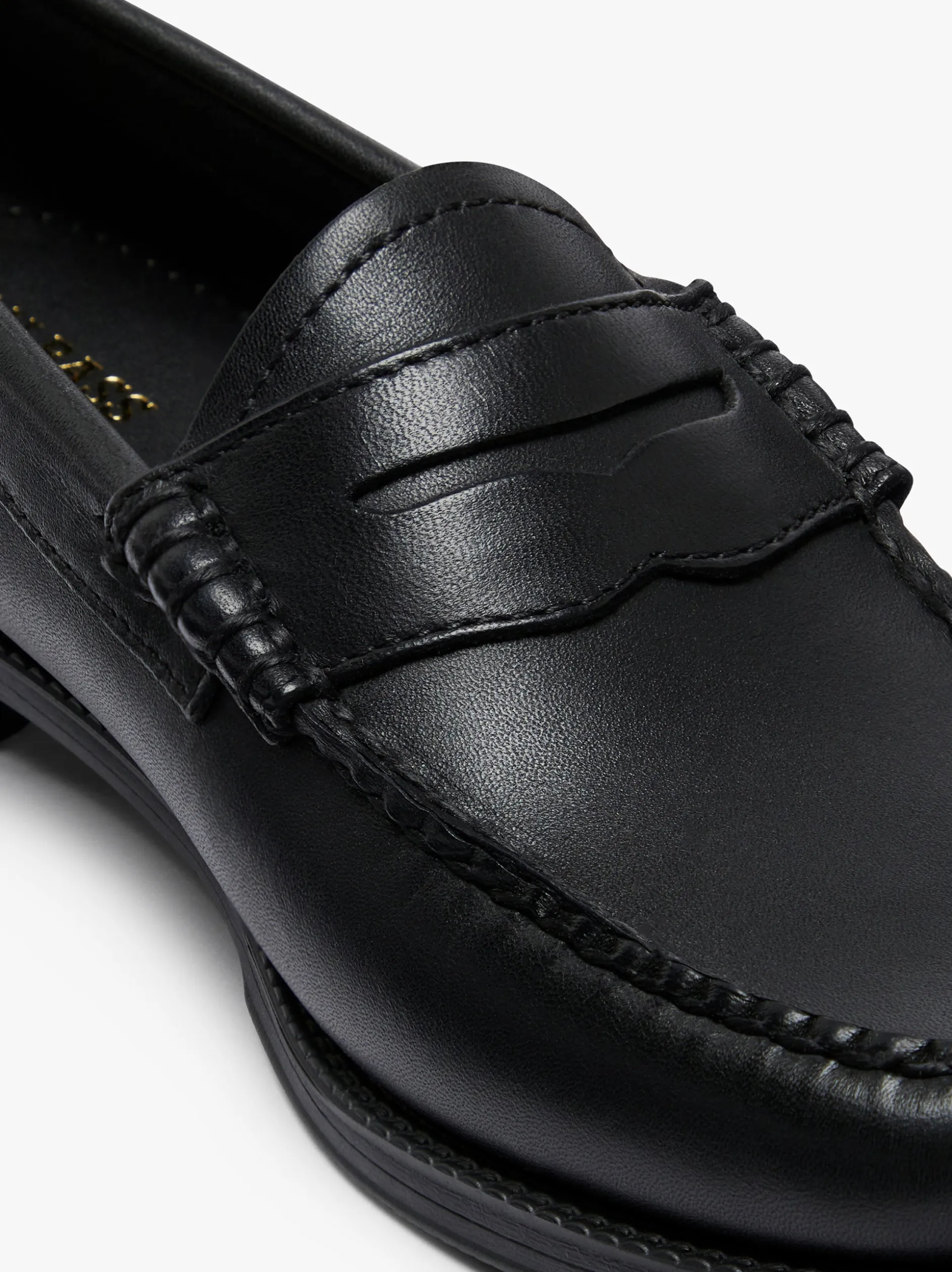 Easy Weejuns Penny Loafers Soft Black Leather