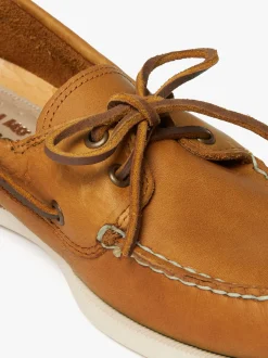 Jetty III 2 Eye Boat Shoes Mid Brown Textured Leather